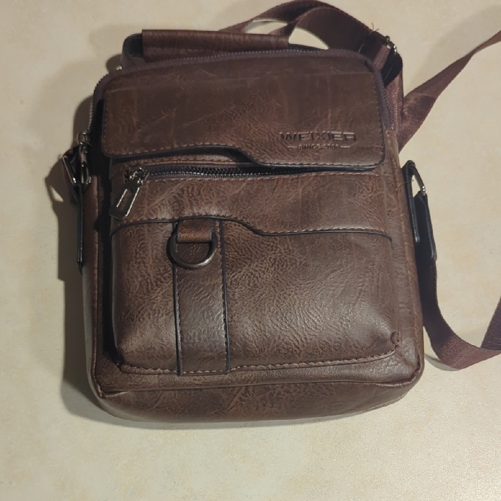 Men's Brown Leather Crossbody Bag